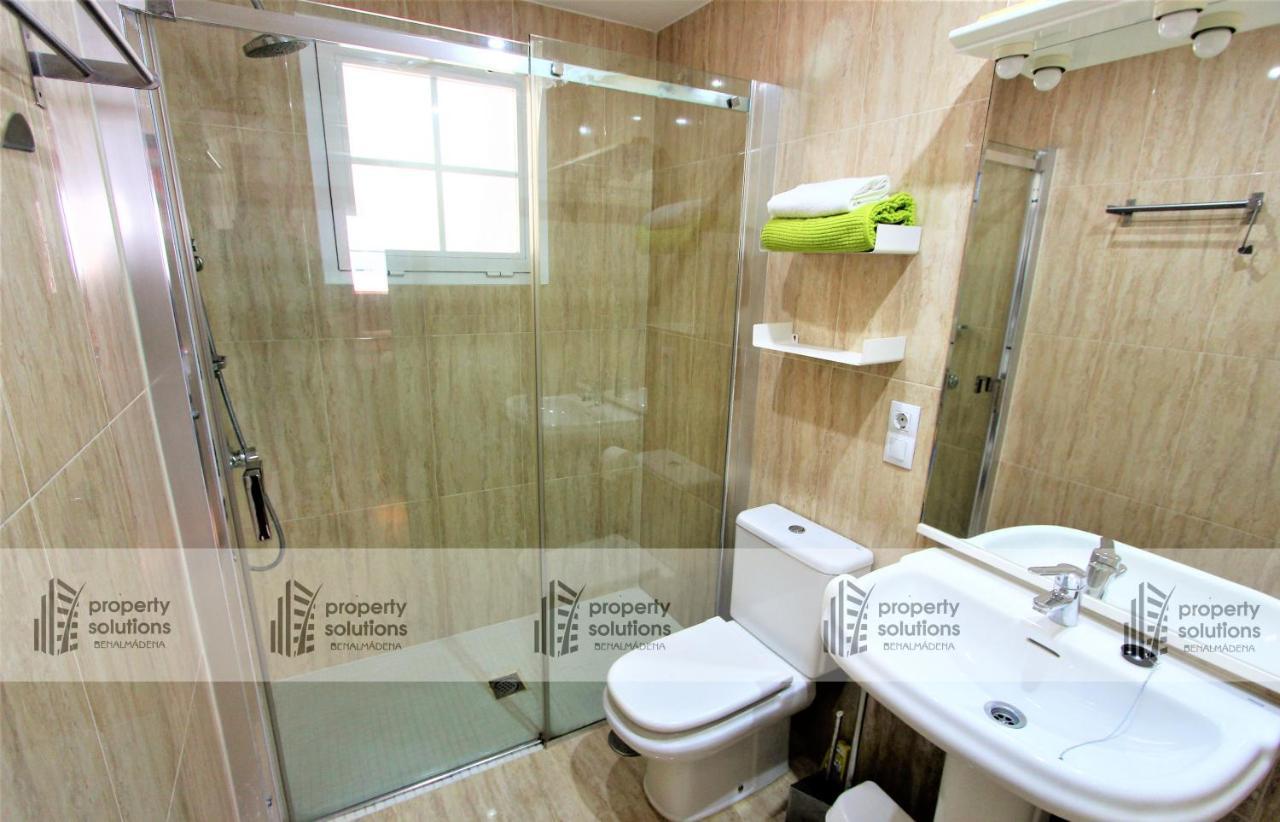 Timón II Apartamentos. A 90 metros de la playa. Piscina y Parking gratis. Benalmádena Exterior foto