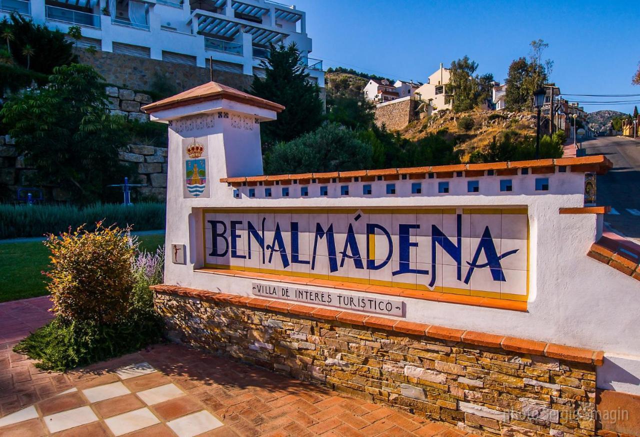 Timón II Apartamentos. A 90 metros de la playa. Piscina y Parking gratis. Benalmádena Exterior foto